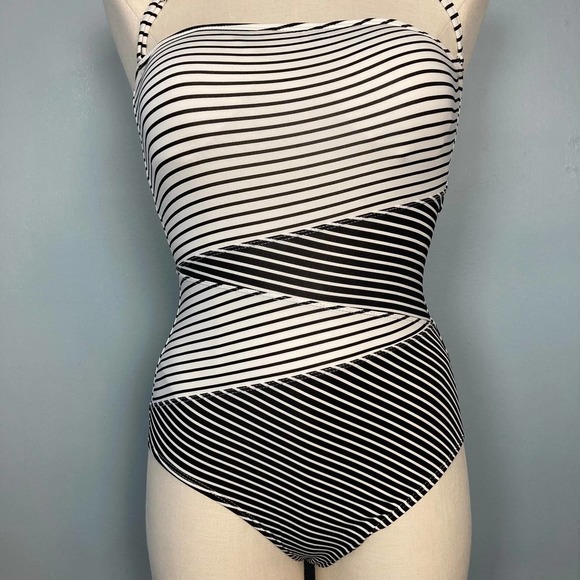 Liz Claiborne Black White Geometric Strip Optical Illusion Swimsuit Size 6 - Picture 2 of 12